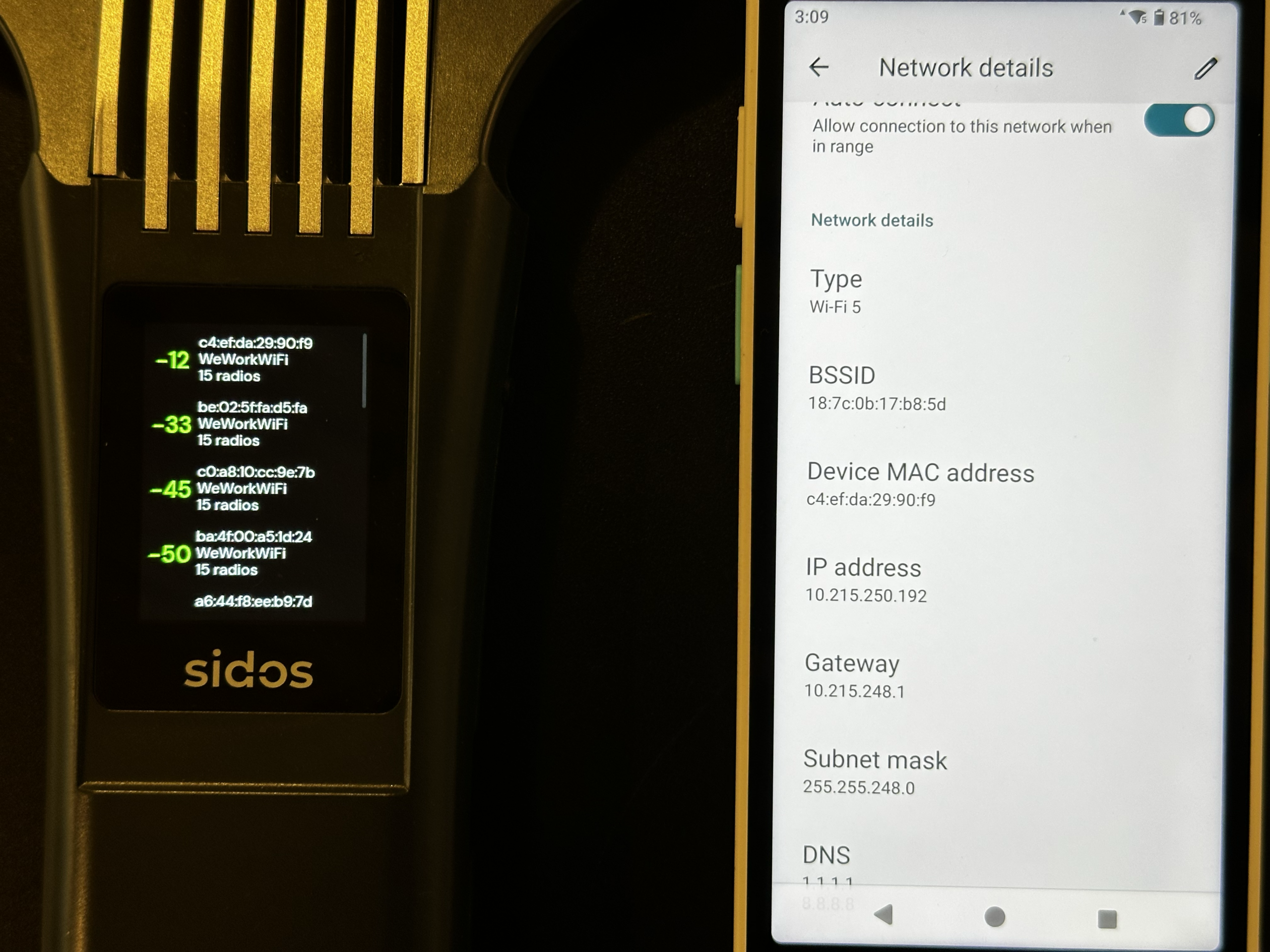 Sidos Wave beside a handheld showing the same client MAC address